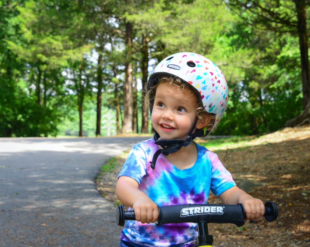 Find cykelhjelme til dine børn online